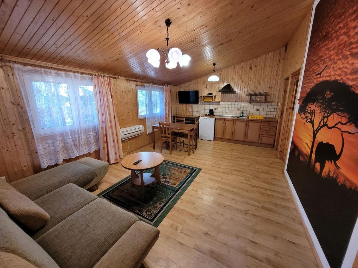 O.W. Krakus II - Domki I Pokoje Stegna  Exteriér fotografie